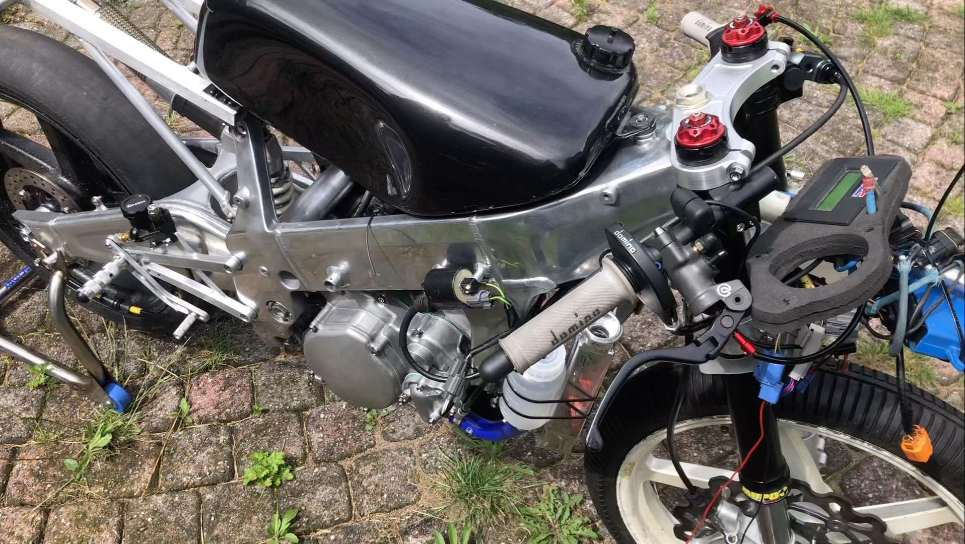 Almost there, just a few final bits and pieces left 💪💪 #rs125 #hrc #2stroke #rs125gp #make2strokesgreatagain