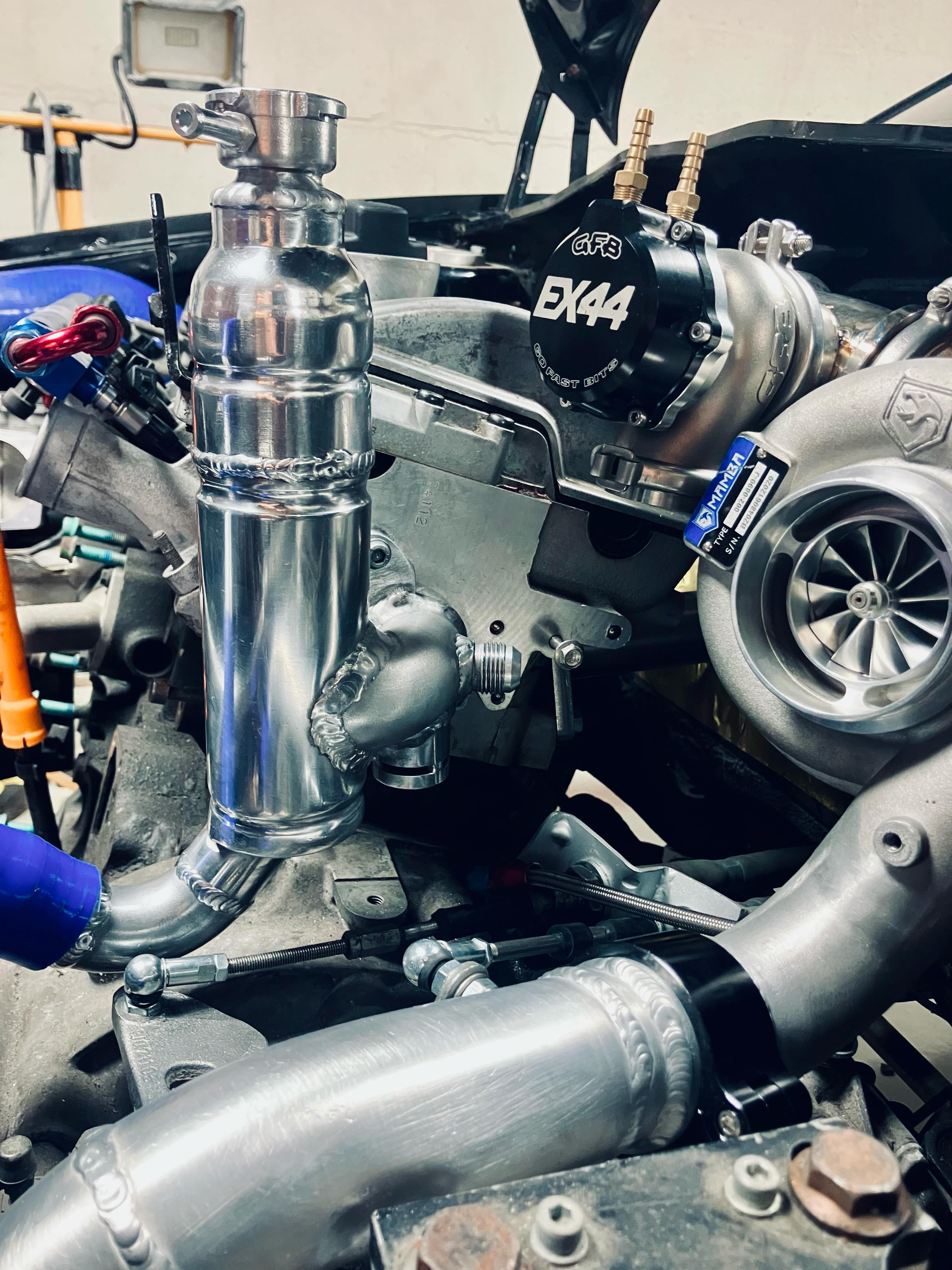 That’s a wrap for the coolant swirl pot. Added the bung for stock VW coolant temp sensors and the AN fitting. Next up will be the intel manifold. #buildnotbought #motorsportfabrication #anfittings #swirlpot